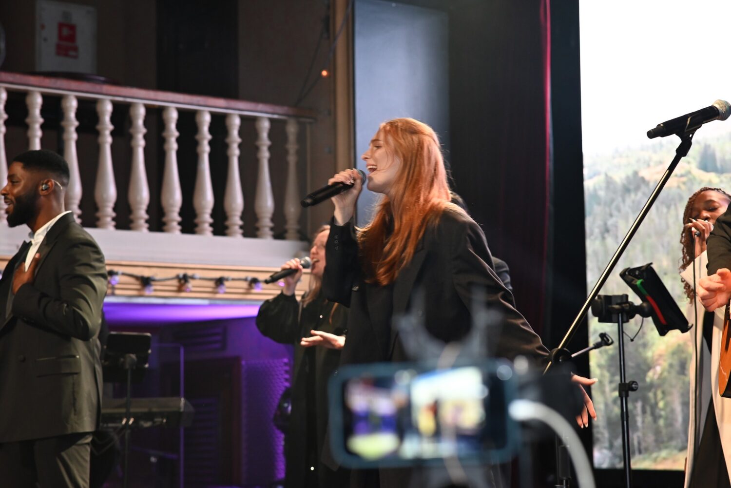 Ema performing live